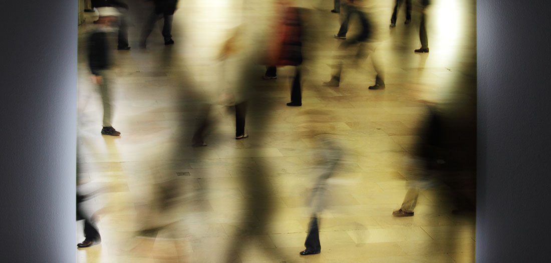Jim-Campbell_Fundamental-Interval-_Commuters-Copyright-Sarah-Christianson