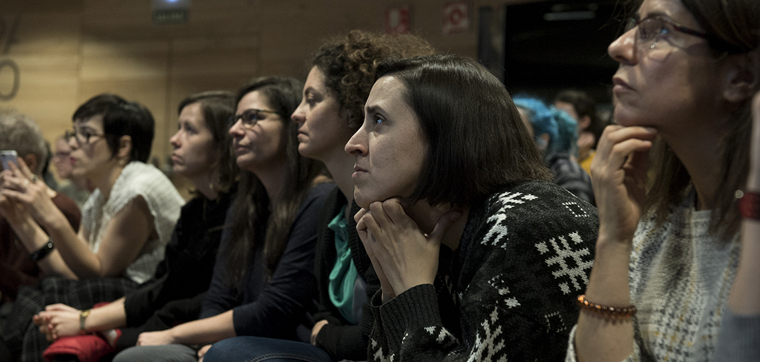 Imágenes de la charla.