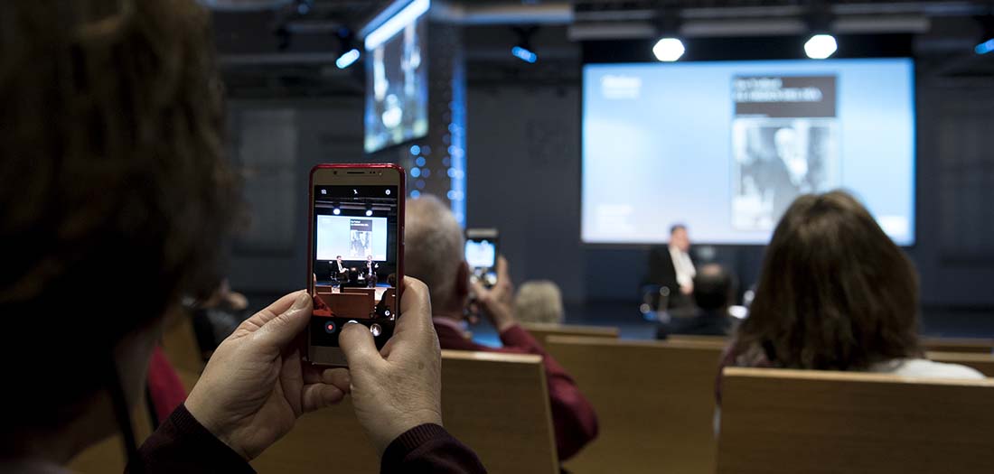 Imágenes de la presentación de Éric Vuillard.