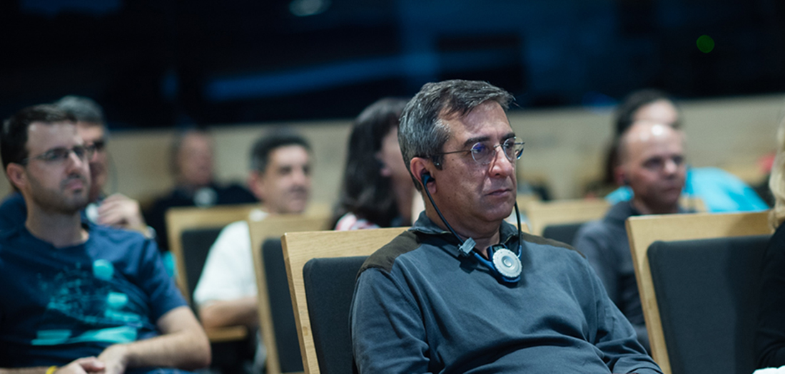 Imágenes del encuentro con John Verdon.