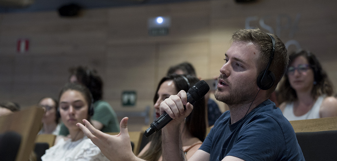 Imágenes del encuentro con Joël Dicker.