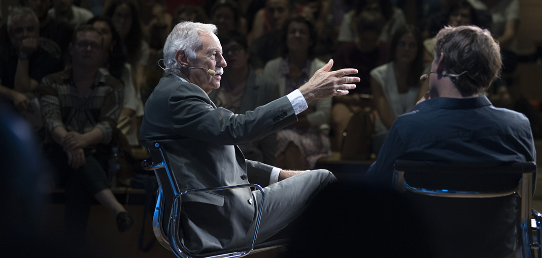 Encuentro con Eduardo Mendoza.
