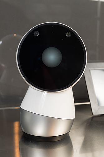 Imagen de Jibo tomada en nuestra exposición 'Nosotros Robots'