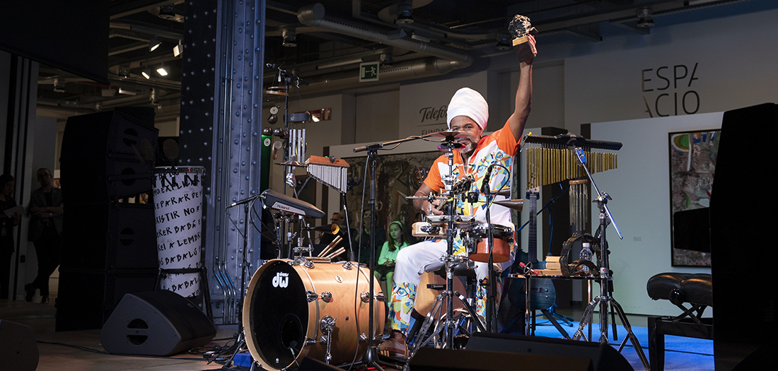 Carlinhos Brown, durante su actuación en nuestro auditorio.