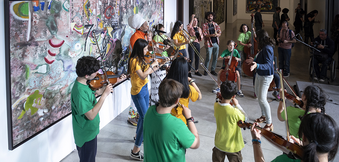 Niños del colegio público Santa María del proyecto musical DaLaNota.