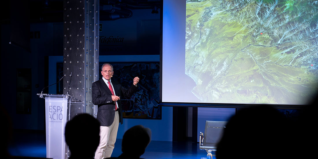 Conferencia de Markus Reindel en nuestro auditorio