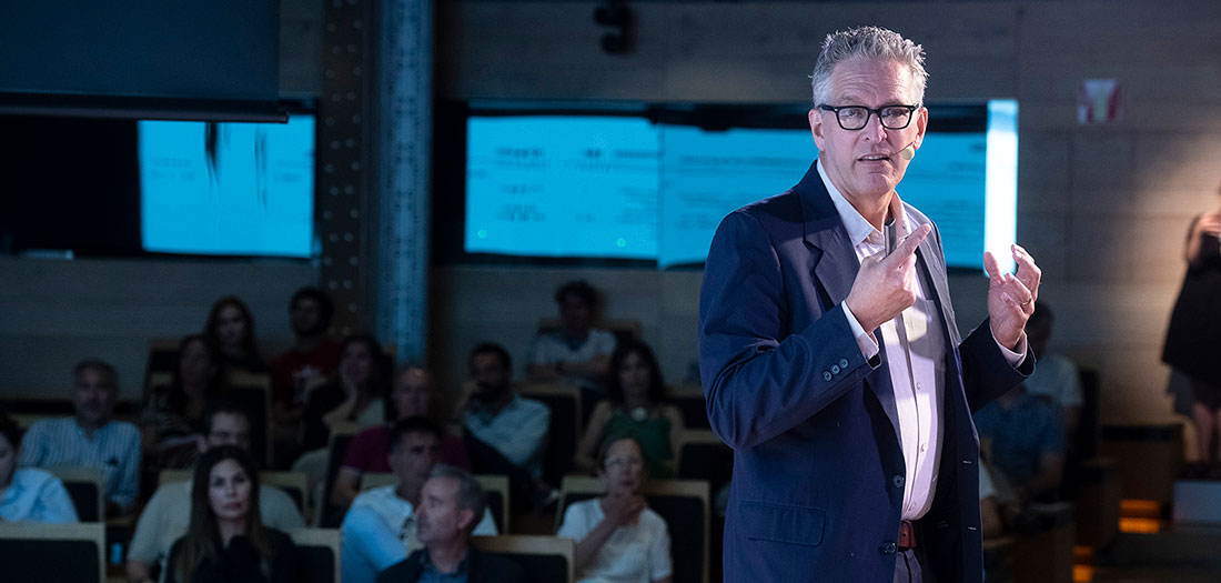 Tech & Society: William Powers