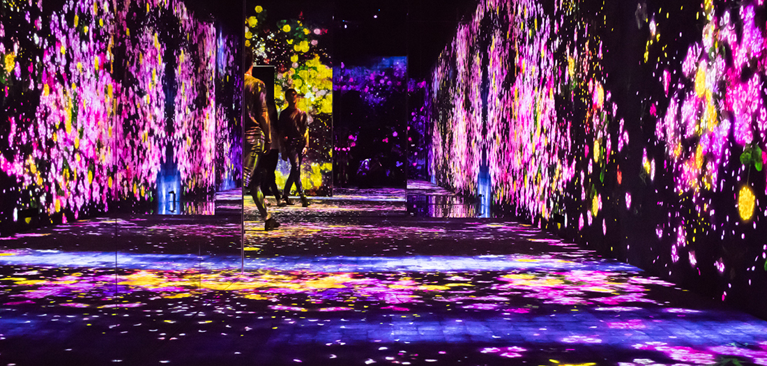 MORI Building DIGITAL ART MUSEUM: teamLab Borderless, una experiencia de arte digital afincada en la isla japonesa de Odaiba, Tokyo.