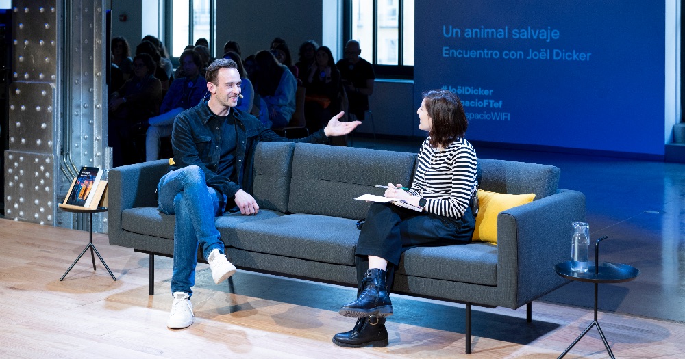 un animal salvaje con Joel dicker