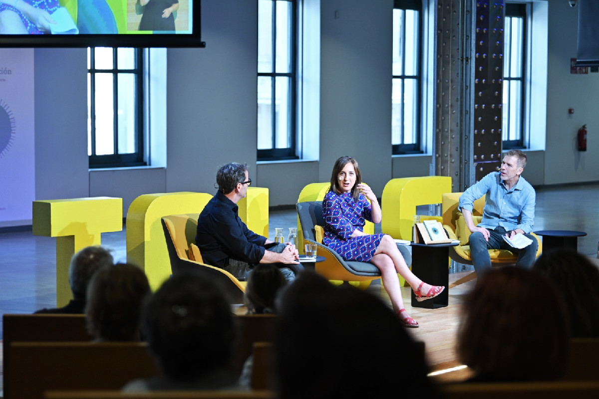 Un momento en Encuentro Telos. IA y Educación. Una relación con costuras