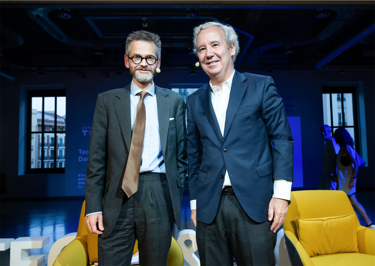 Un momento de Tech&Society con David Rennie