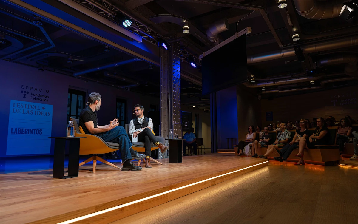 Imagen del Festival de las Ideas, el encuentro entre Antonio Lucas y Raül Refree