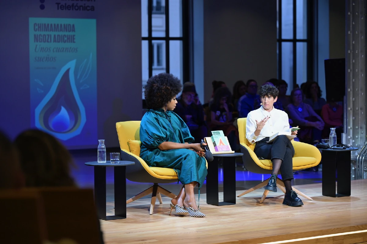 Un momento del Encuentro con Chimamanda Ngozi Adichie. ‘Unos cuantos sueños’.
