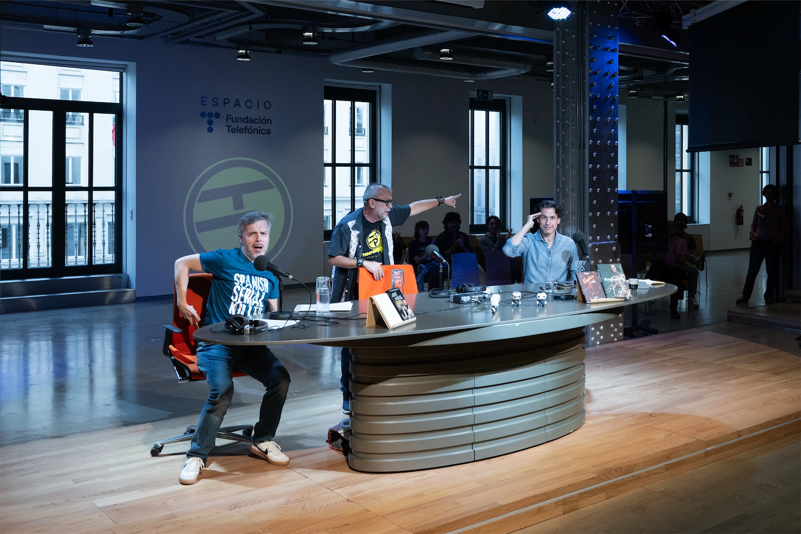 Un momento de Todopoderosos, octubre 2025