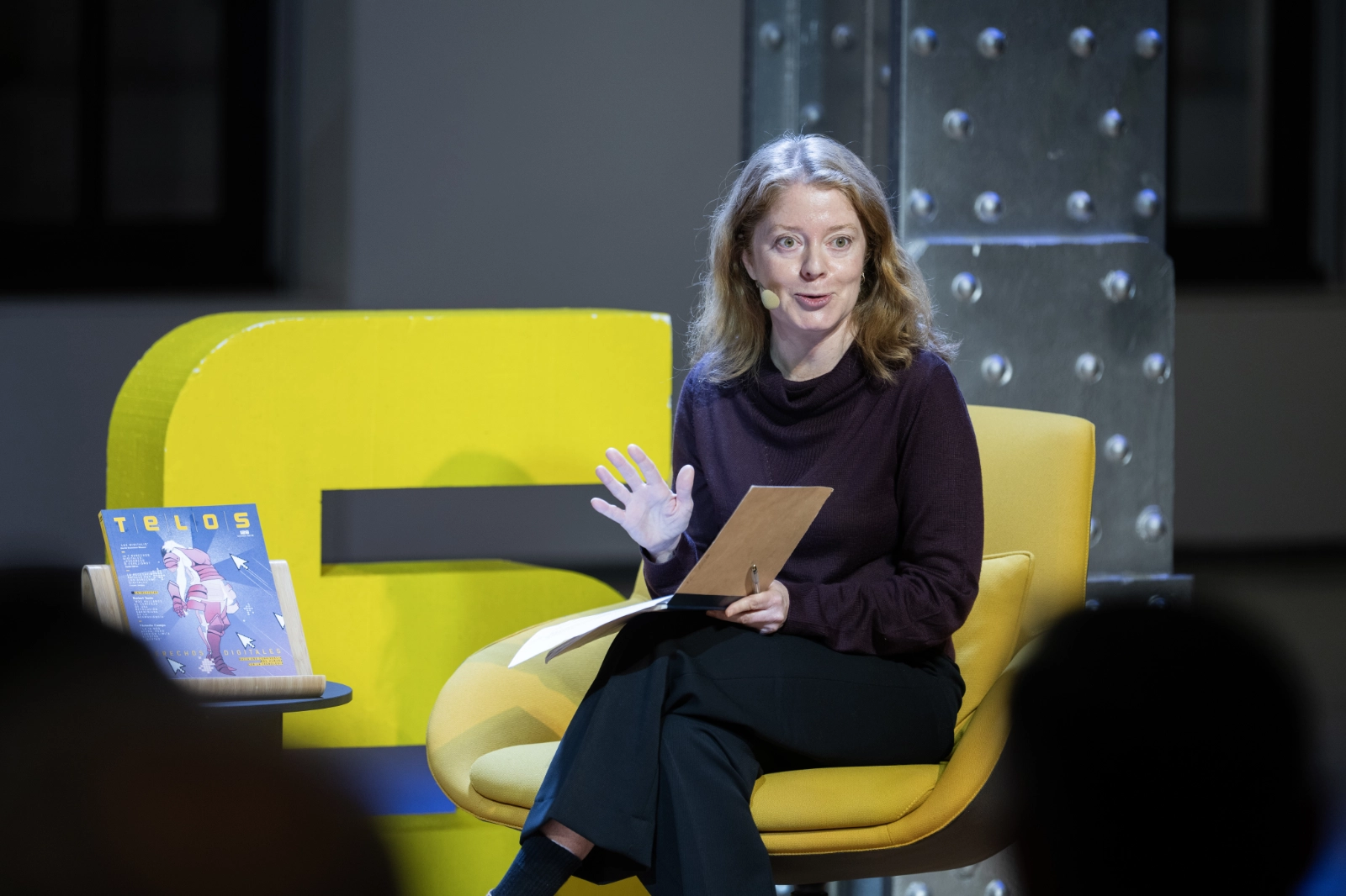 Un momento del Foro TELOS con Delia Rodríguez, Eduardo Fonseca y Jesús Herrero Poza