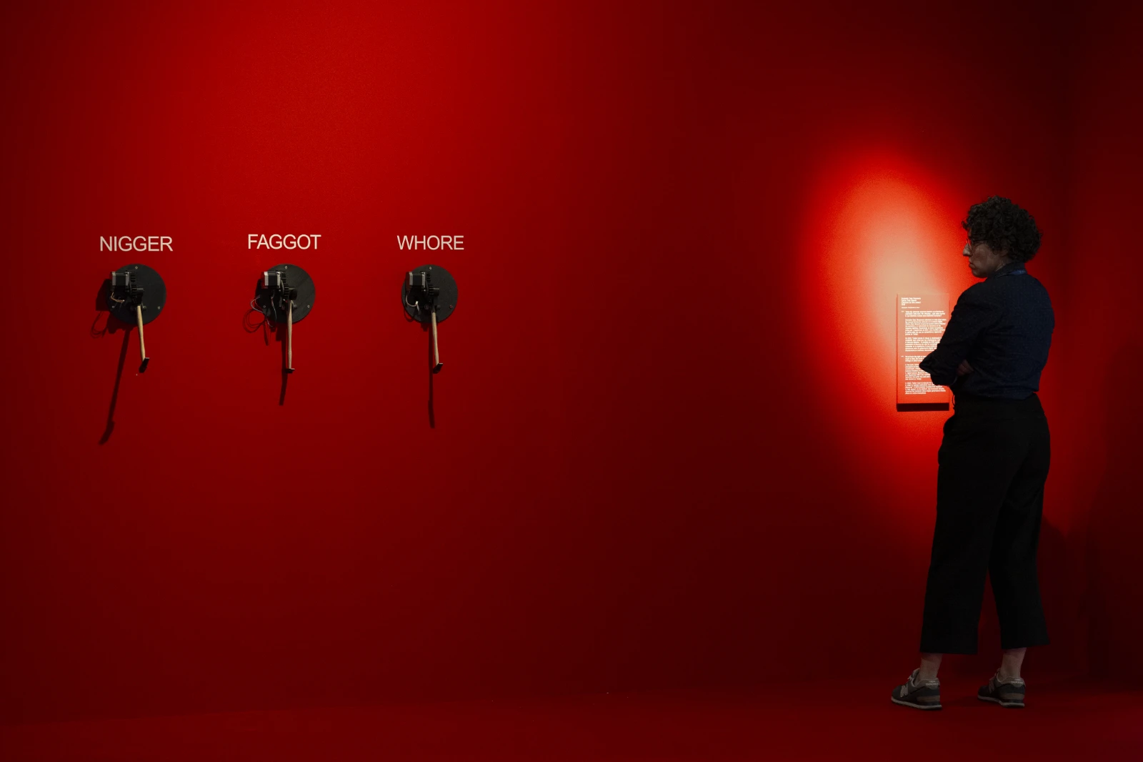 Foto de sala de la exposición ‘Hoy es un buen día para hablar de Derechos Digitales’