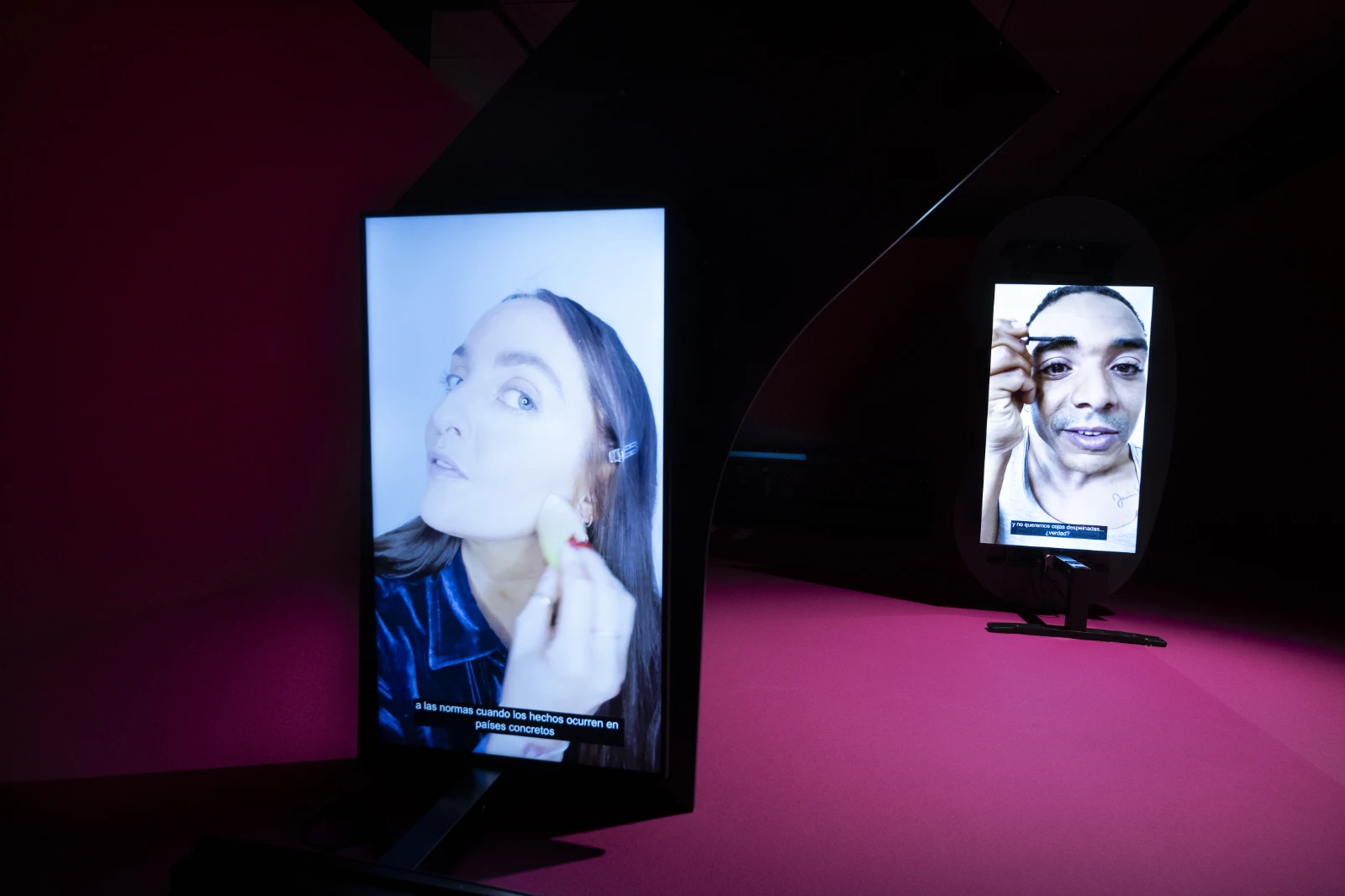 Foto de sala de la exposición ‘Hoy es un buen día para hablar de Derechos Digitales’