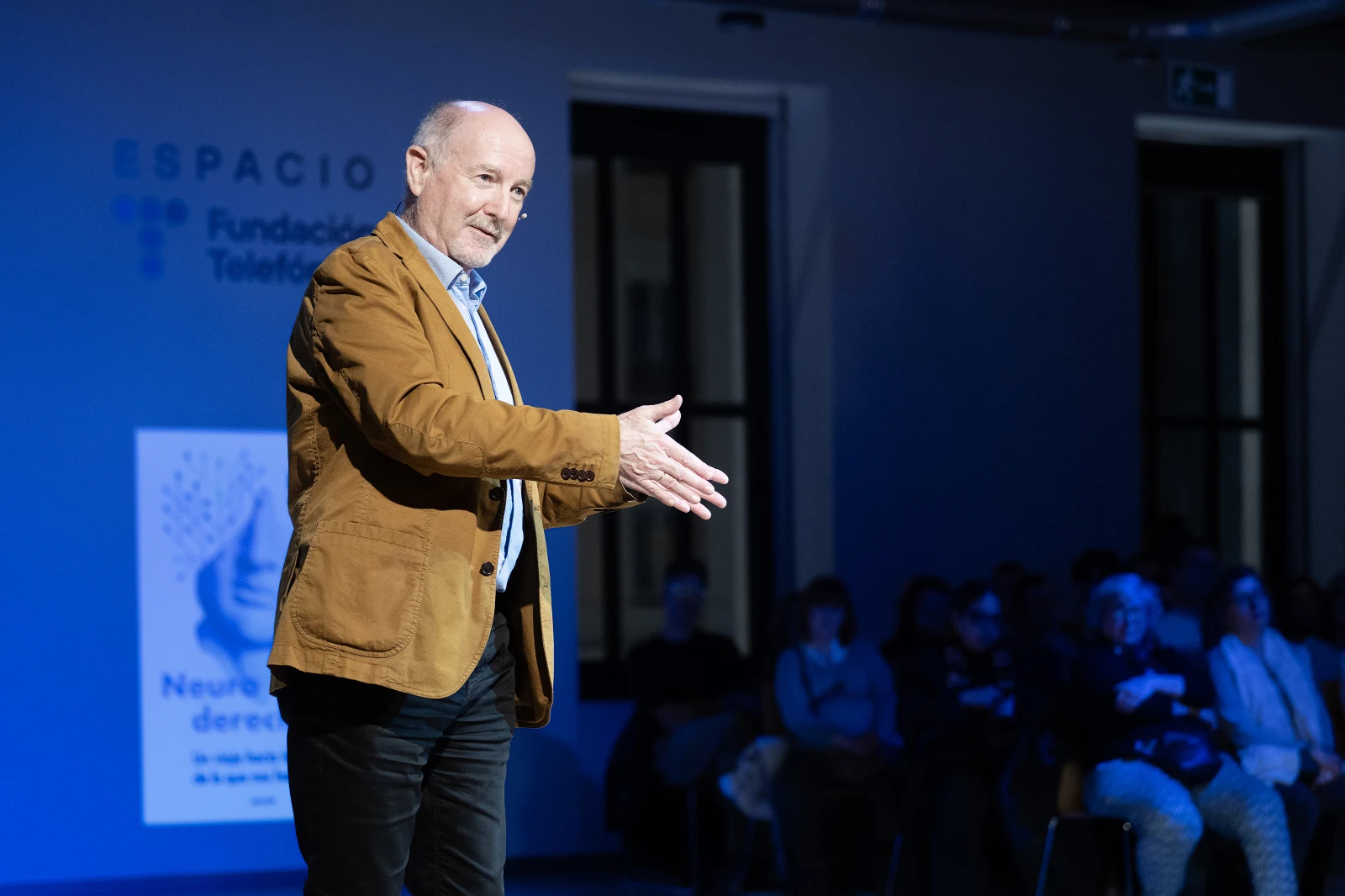 Un momento del encuentro con Rafael Yuste