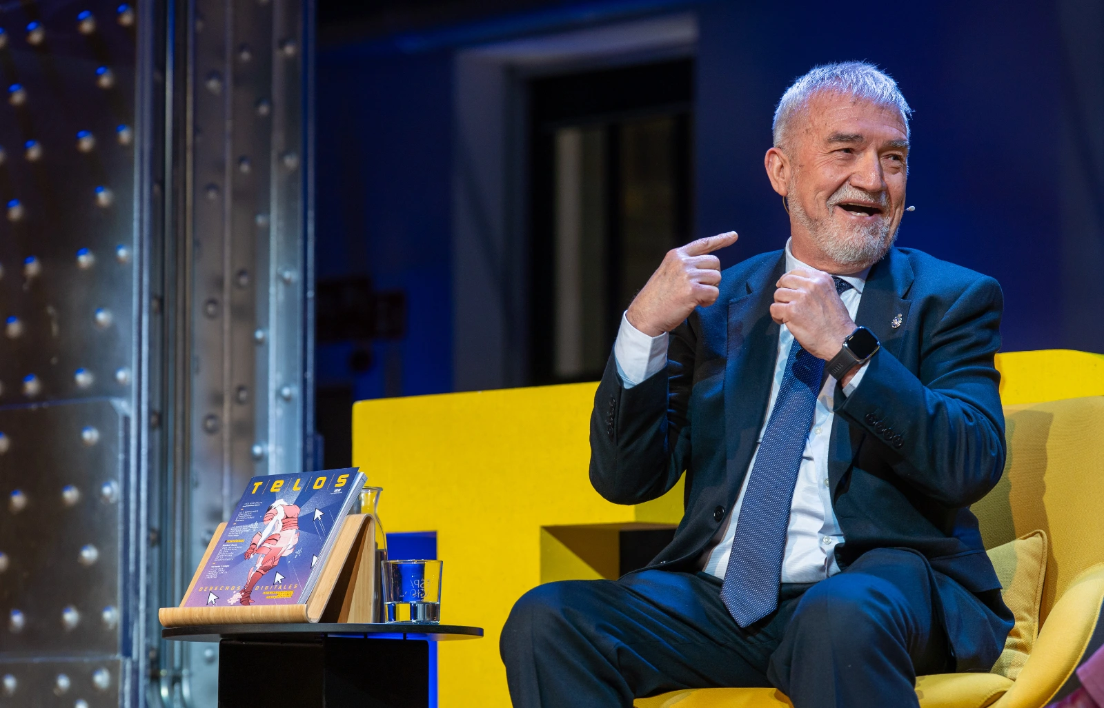 Un momento del ‘Foro TELOS. Mateo Valero. Quién maneja la IA: ciencia, poder y futuro’